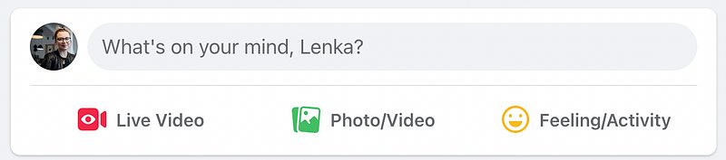 Pole pro nový příspěvek na Facebooku s výzvou „What’s on your mind, Lenka?“